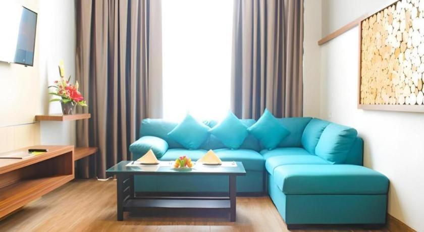 Ayola First Point Hotel Pekanbaru Luaran gambar